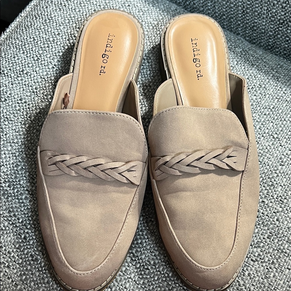 Indigo Rd. Women's Beige Mules with Braided Detail